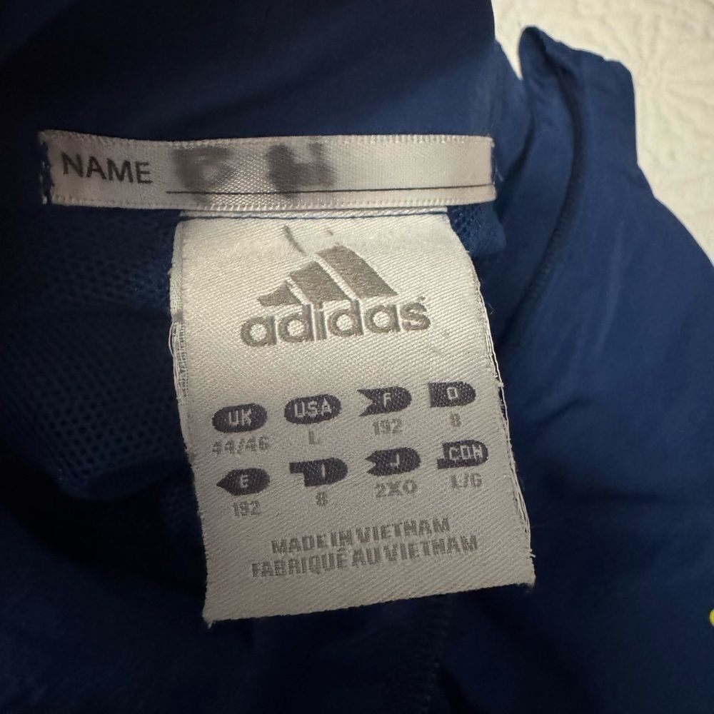 Vintage Adidas Men's Blue Windbreaker Jacket - Picture 7 of 7